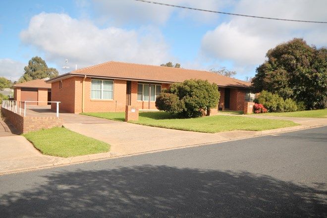 Picture of 46 Allanan Street, YOUNG NSW 2594