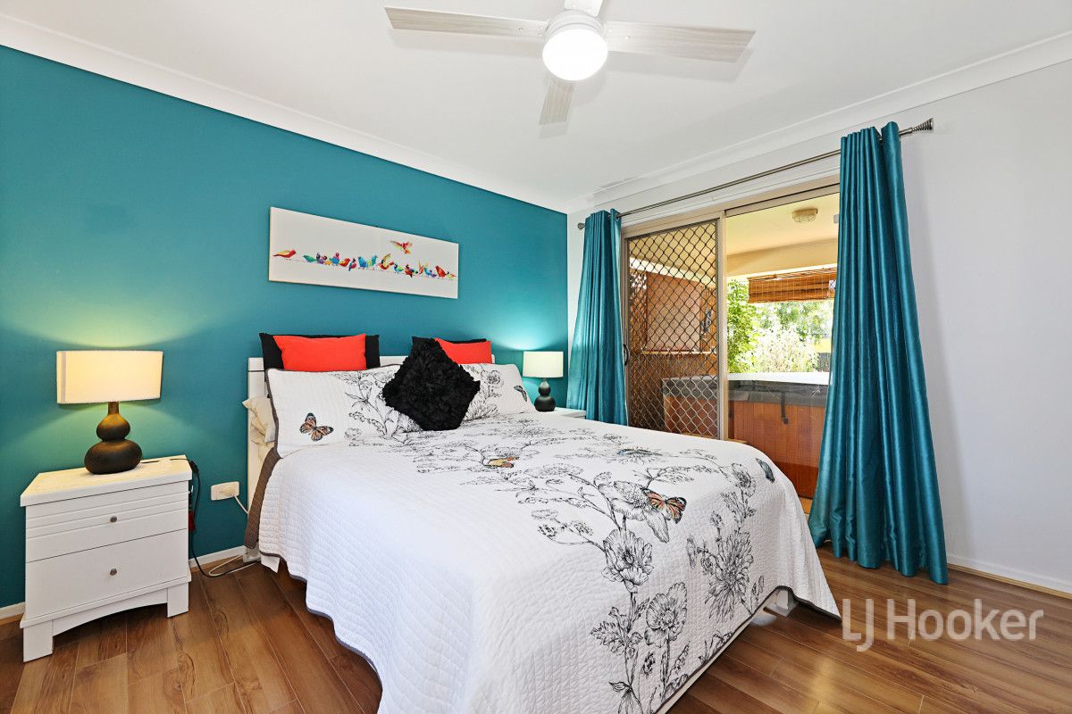 8 Seahorse Court, Banksia Beach QLD 4507, Image 1