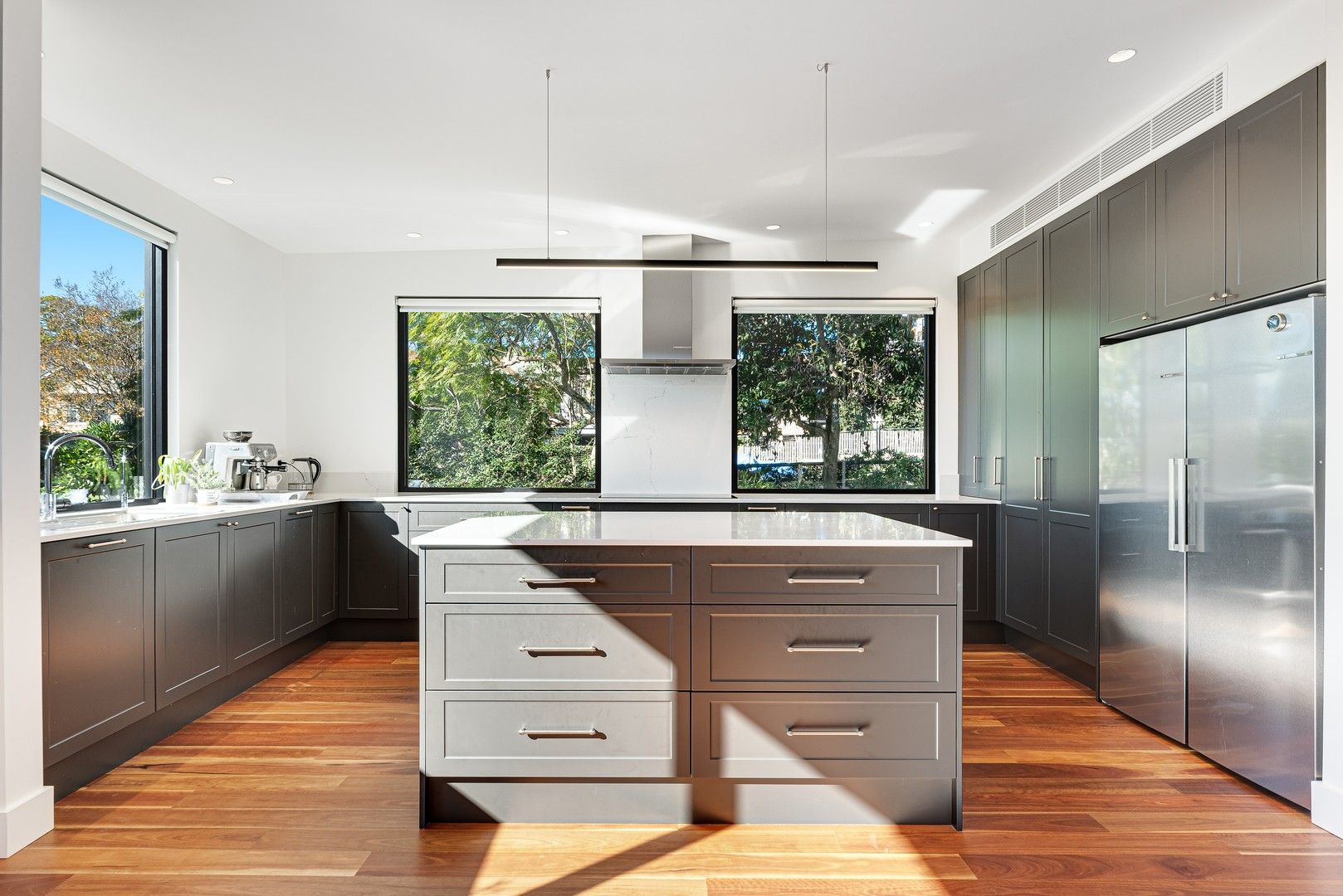 4 bedrooms House in 10 Major Street MOSMAN NSW, 2088