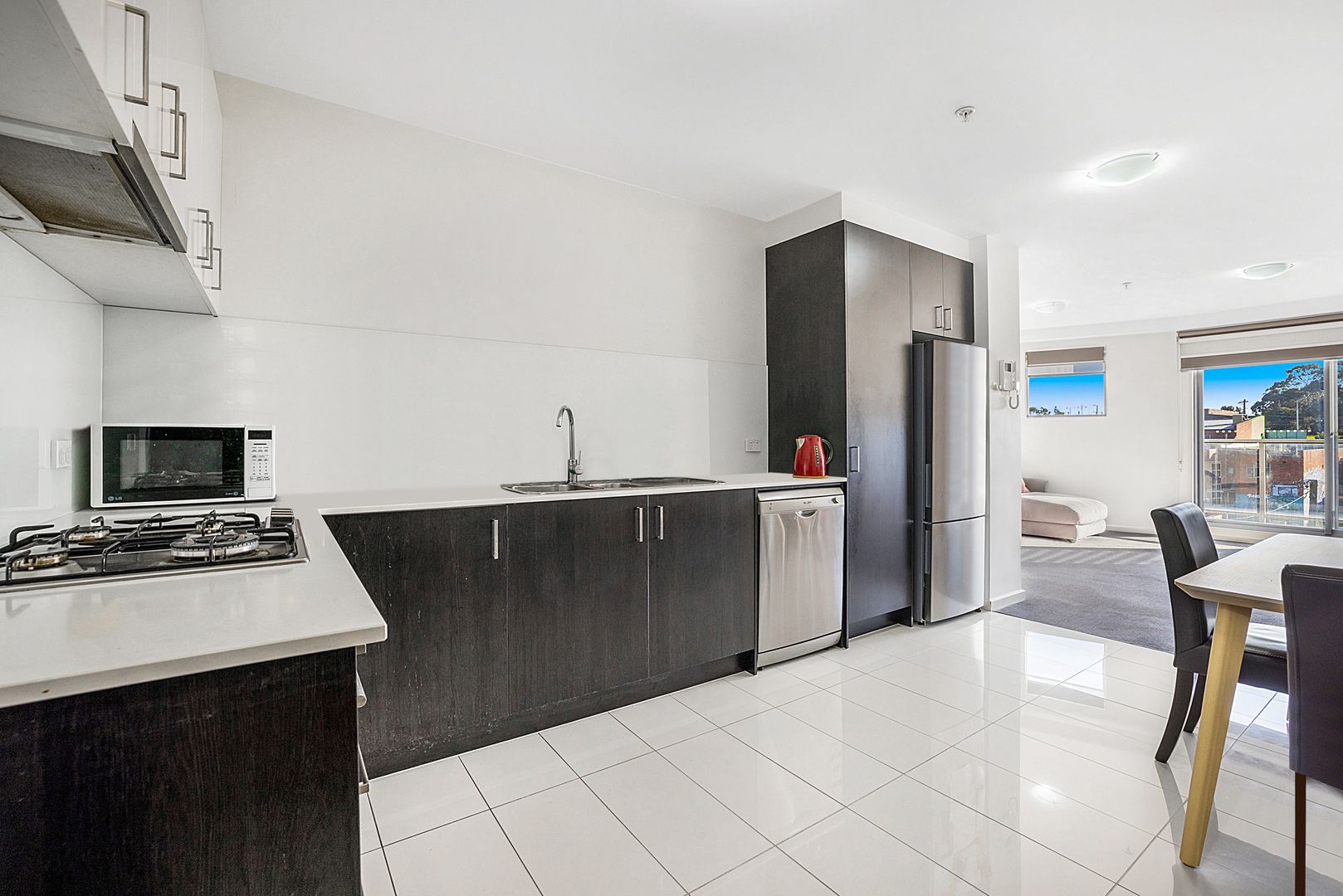 309/12 Wood Street, Nunawading VIC 3131, Image 2