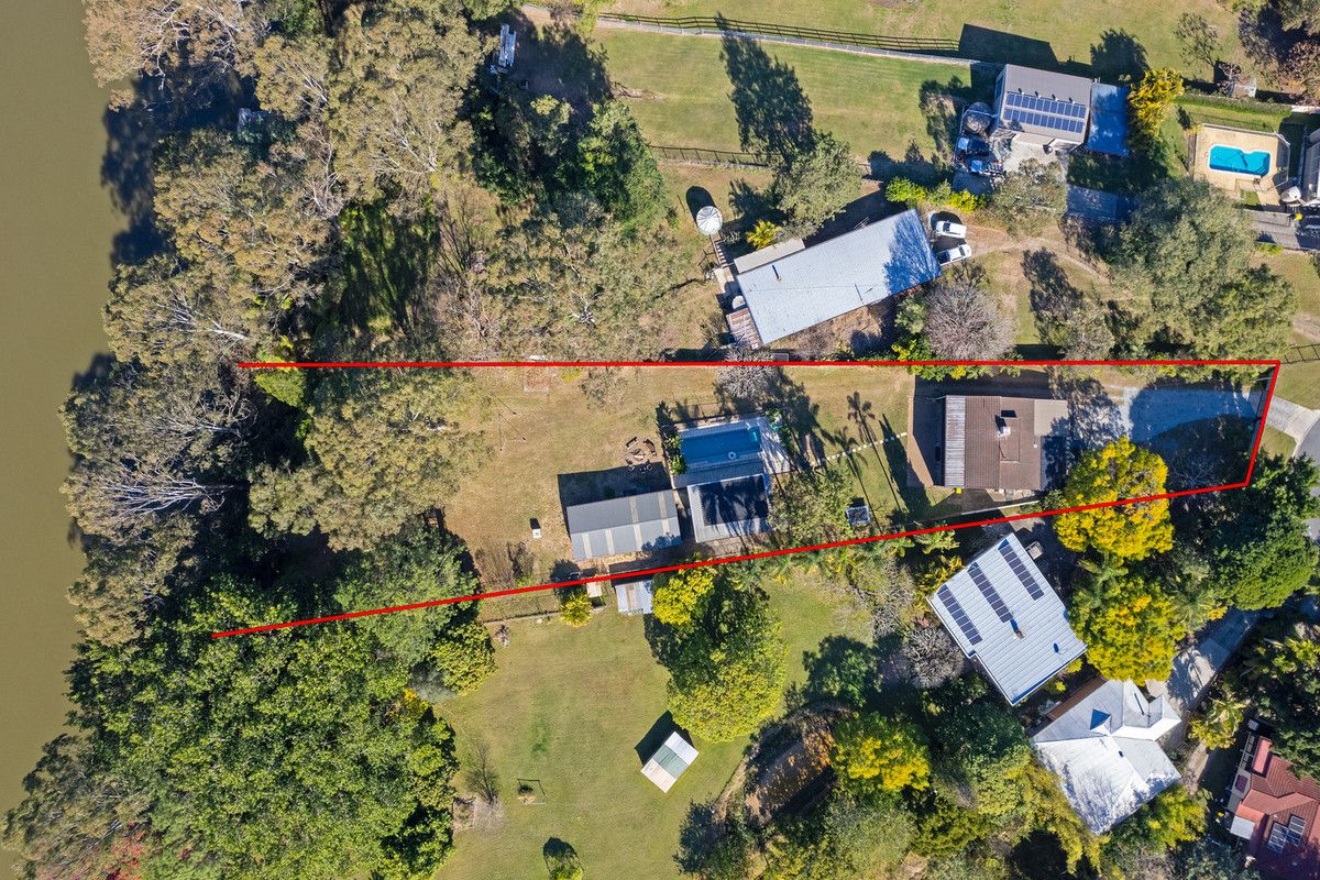 5 bedrooms House in 67 Katrina Crescent WATERFORD WEST QLD, 4133