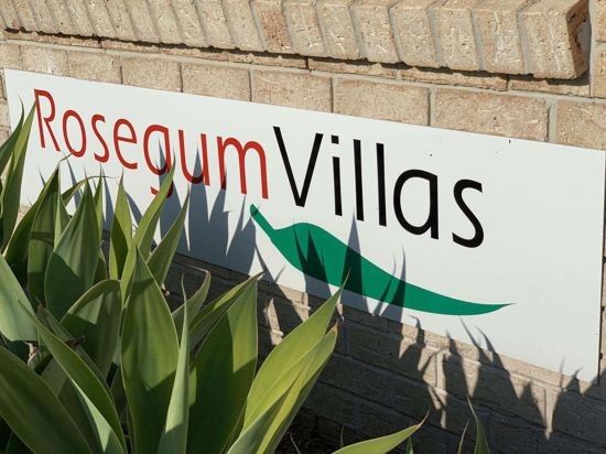 2 bedrooms Villa in 9/8 Rosegum Pl REDBANK PLAINS QLD, 4301