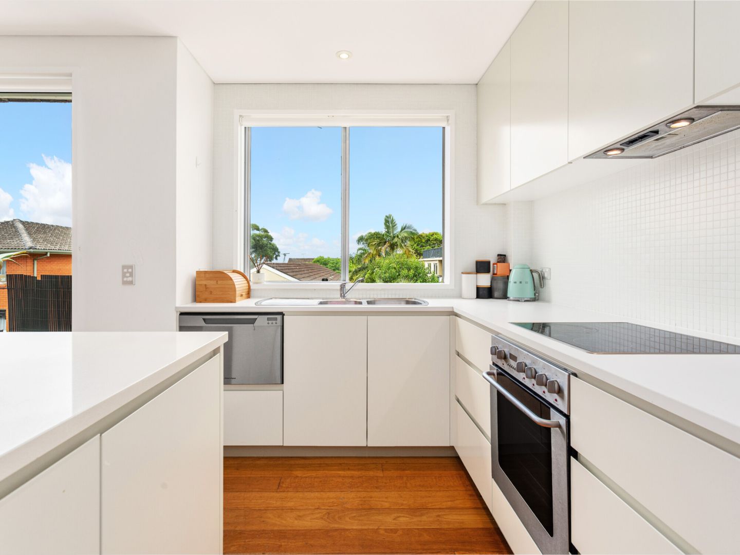 12/52 The Crescent, Dee Why NSW 2099, Image 1