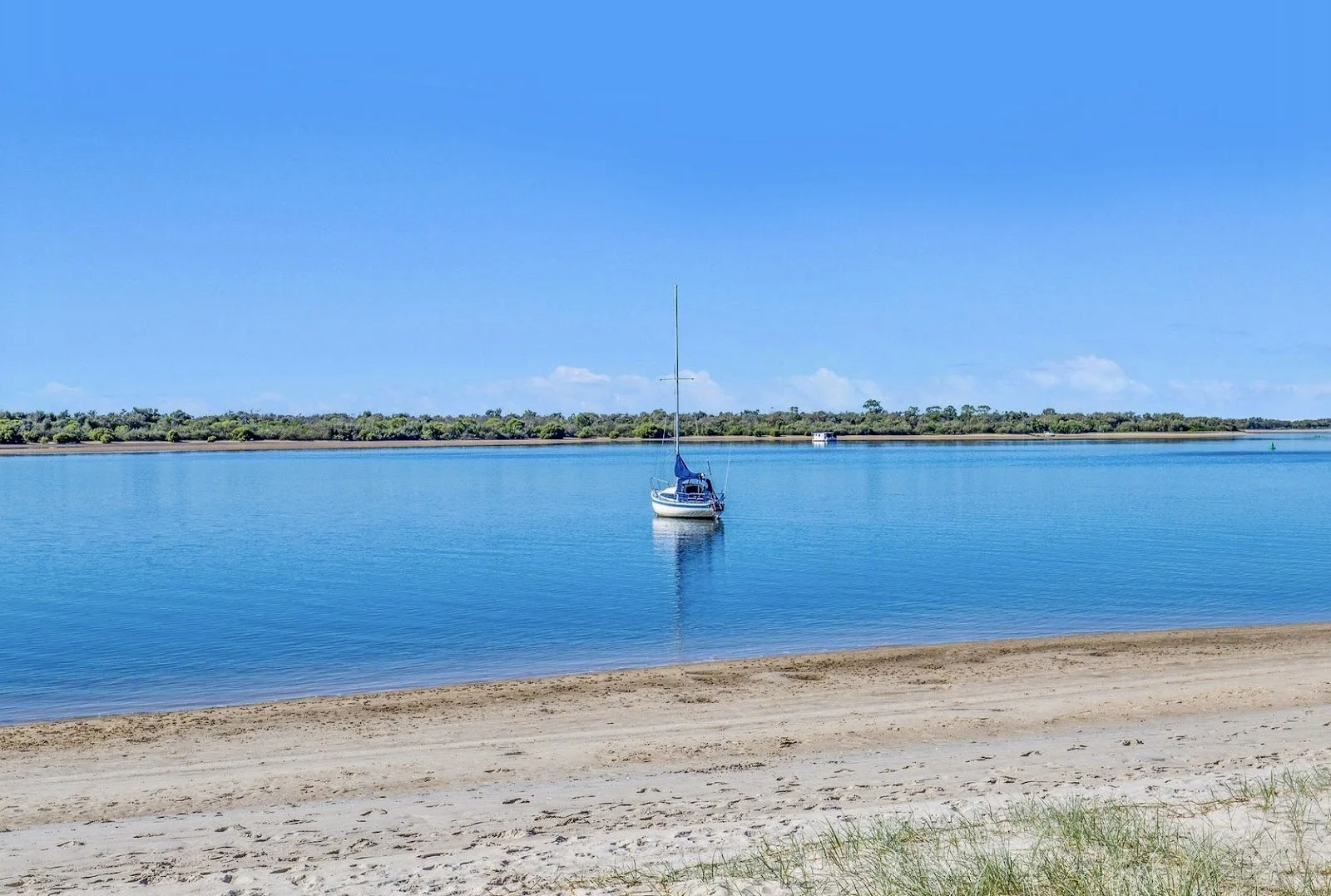 Additional image 40 of 408/430 Marine Parade, Biggera Waters QLD 4216