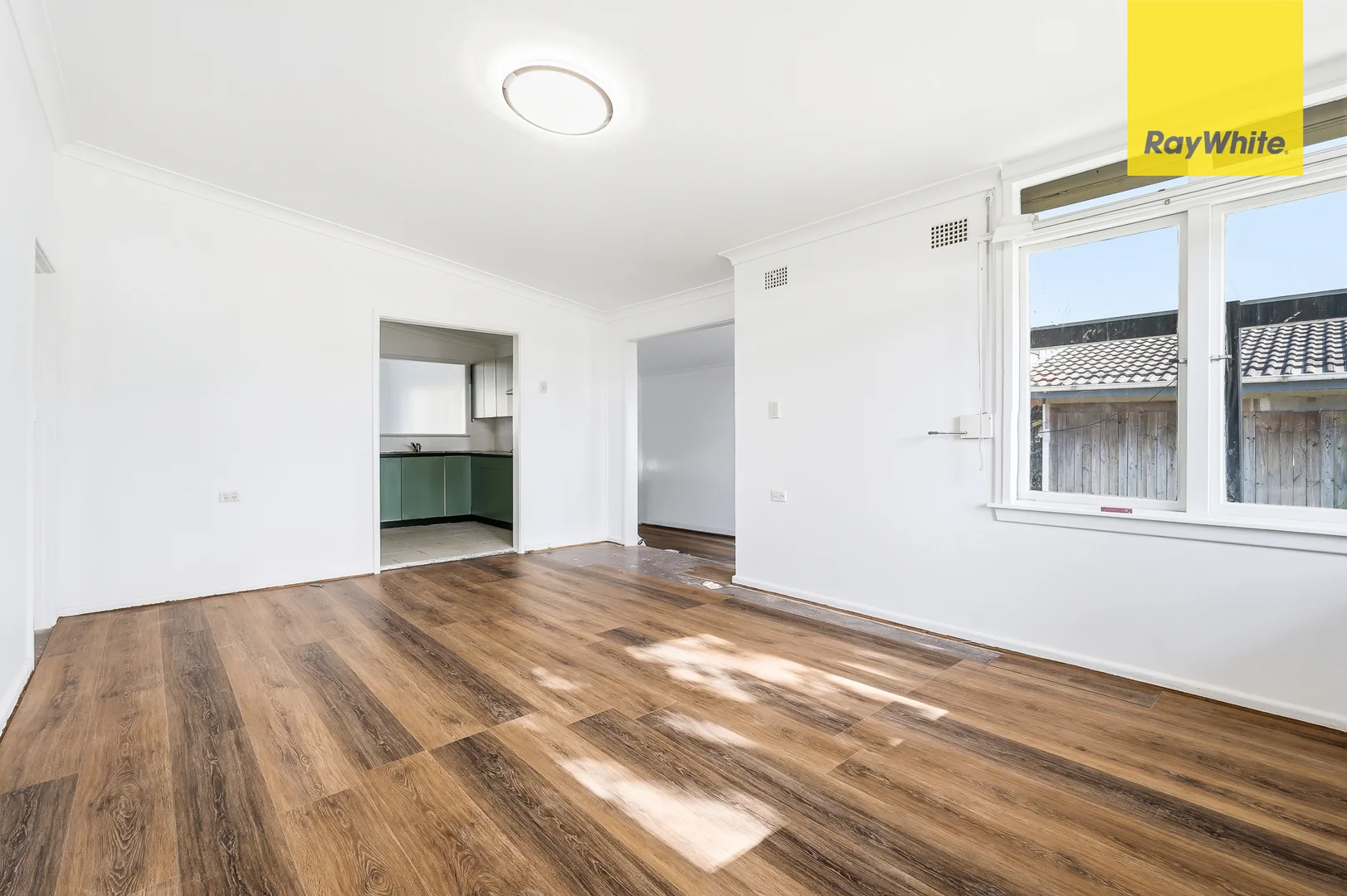 Additional image 2 of 16 Magellan Avenue, Lethbridge Park NSW 2770