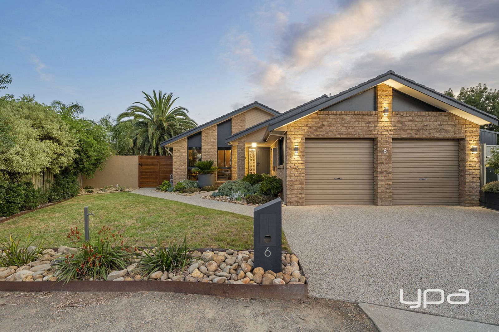 4 bedrooms House in 6 Pike Place BACCHUS MARSH VIC, 3340