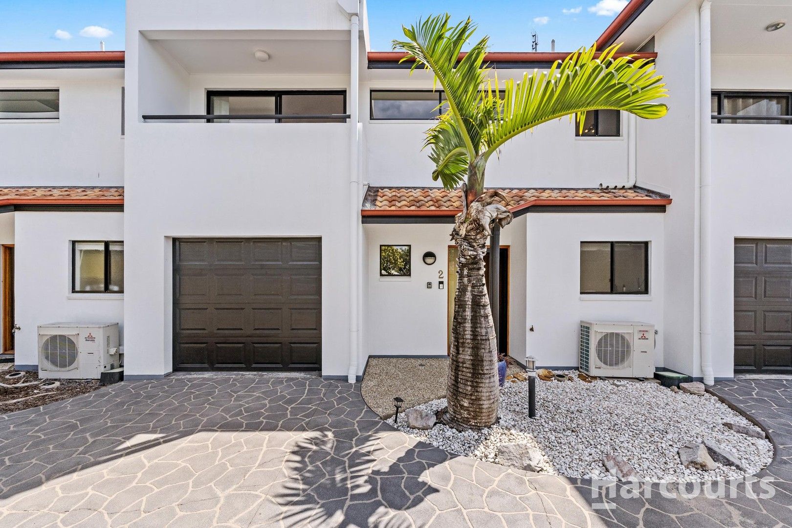 2 bedrooms Townhouse in 2/179 Torquay Road SCARNESS QLD, 4655