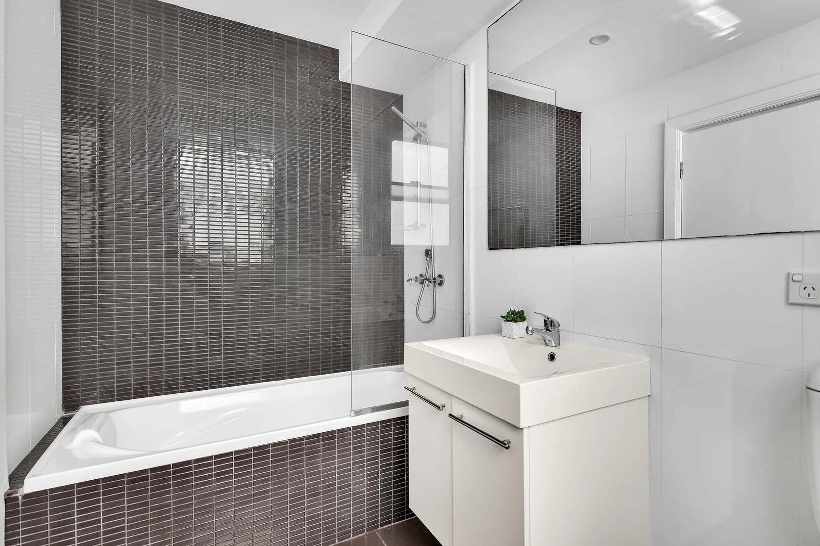 Additional image 4 of 40/80 COOK ROAD, Centennial Park NSW 2021