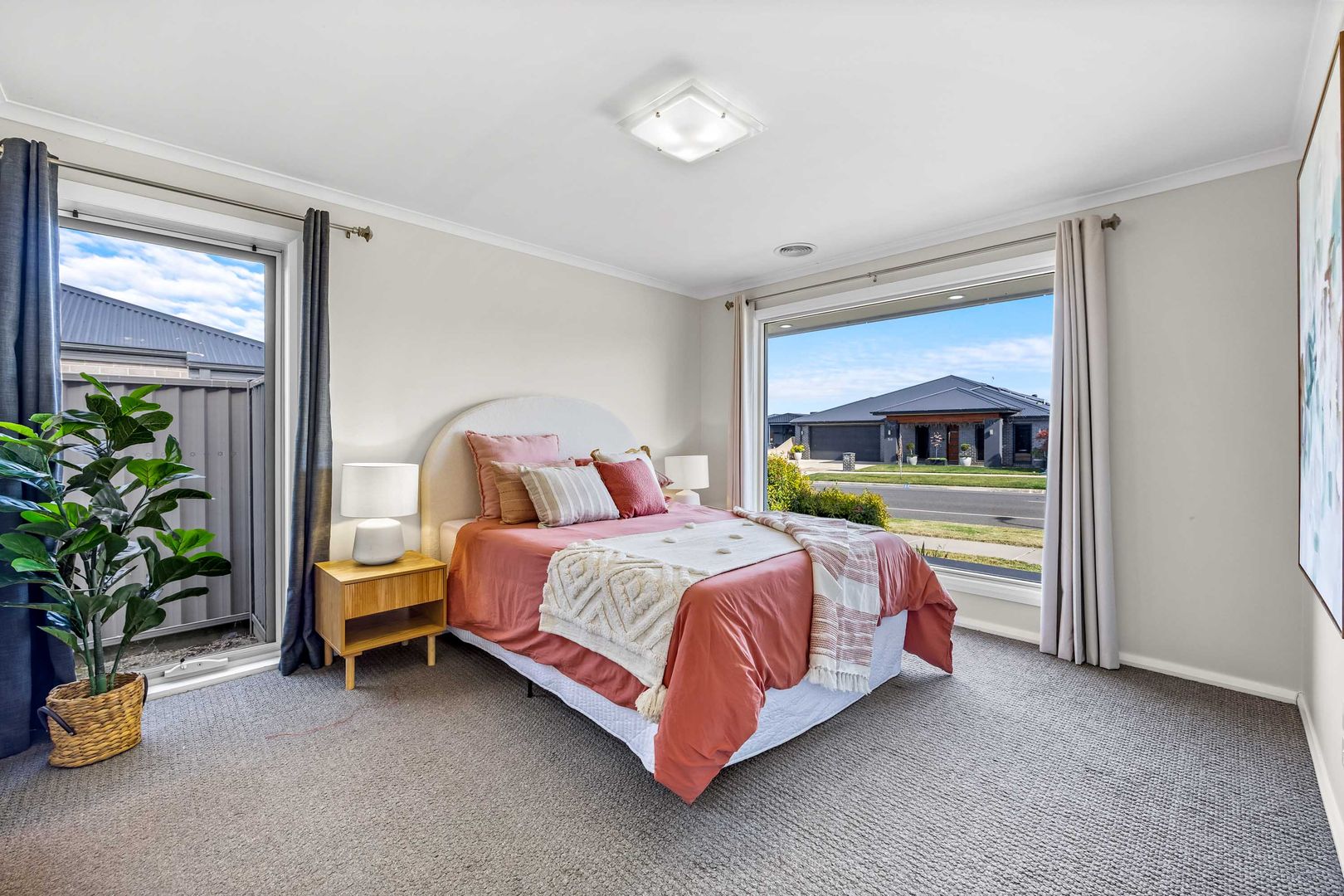 47 Neway Avenue, Delacombe VIC 3356, Image 1