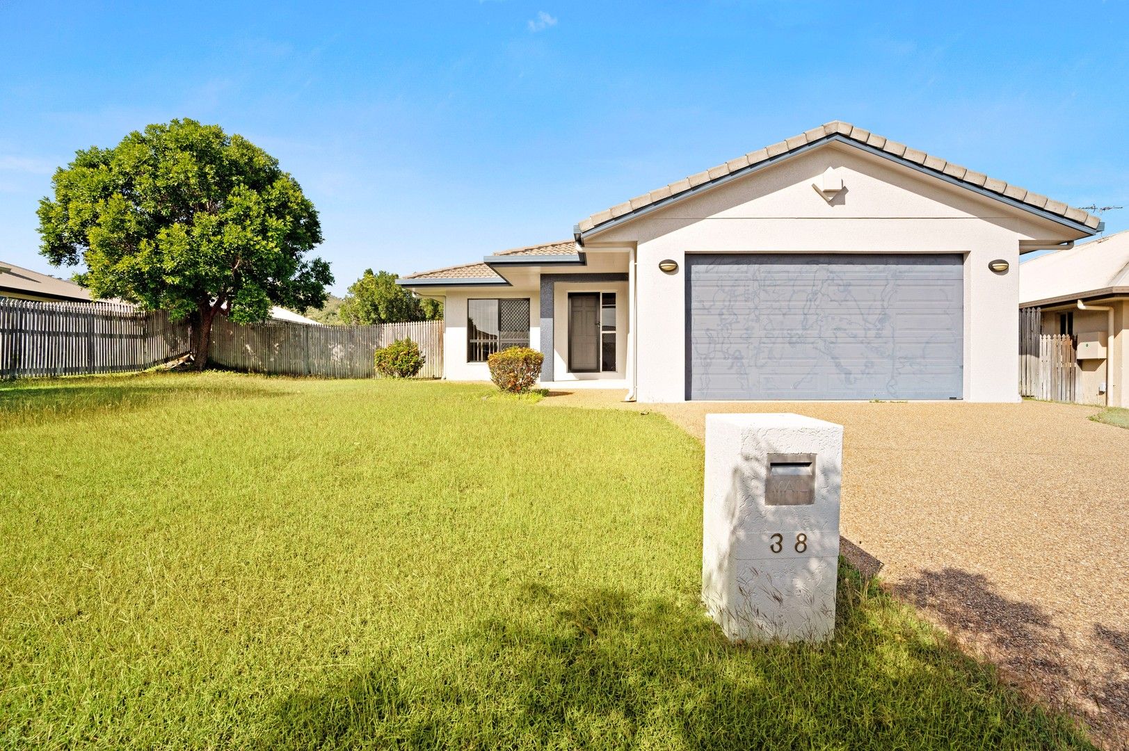 38 Cockatoo Circuit, Douglas QLD 4814 House For Rent 550 Domain