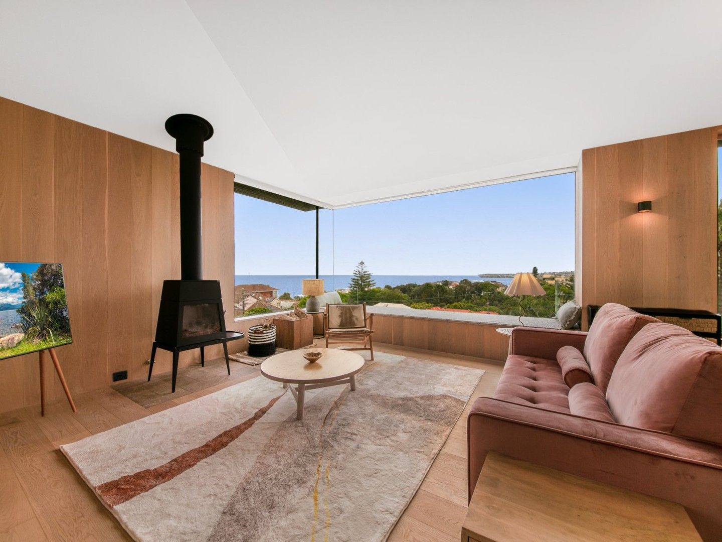 4 bedrooms House in 12 Surfside Avenue CLOVELLY NSW, 2031