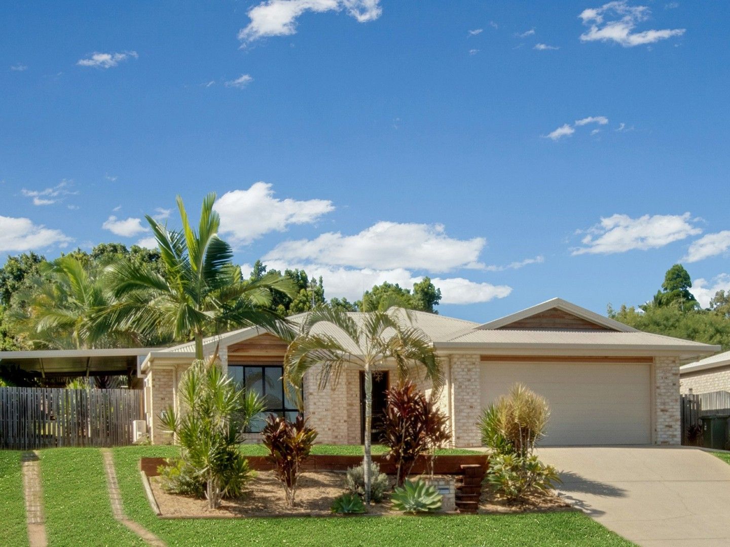 12 Stella Street, Boyne Island QLD 4680, Image 0