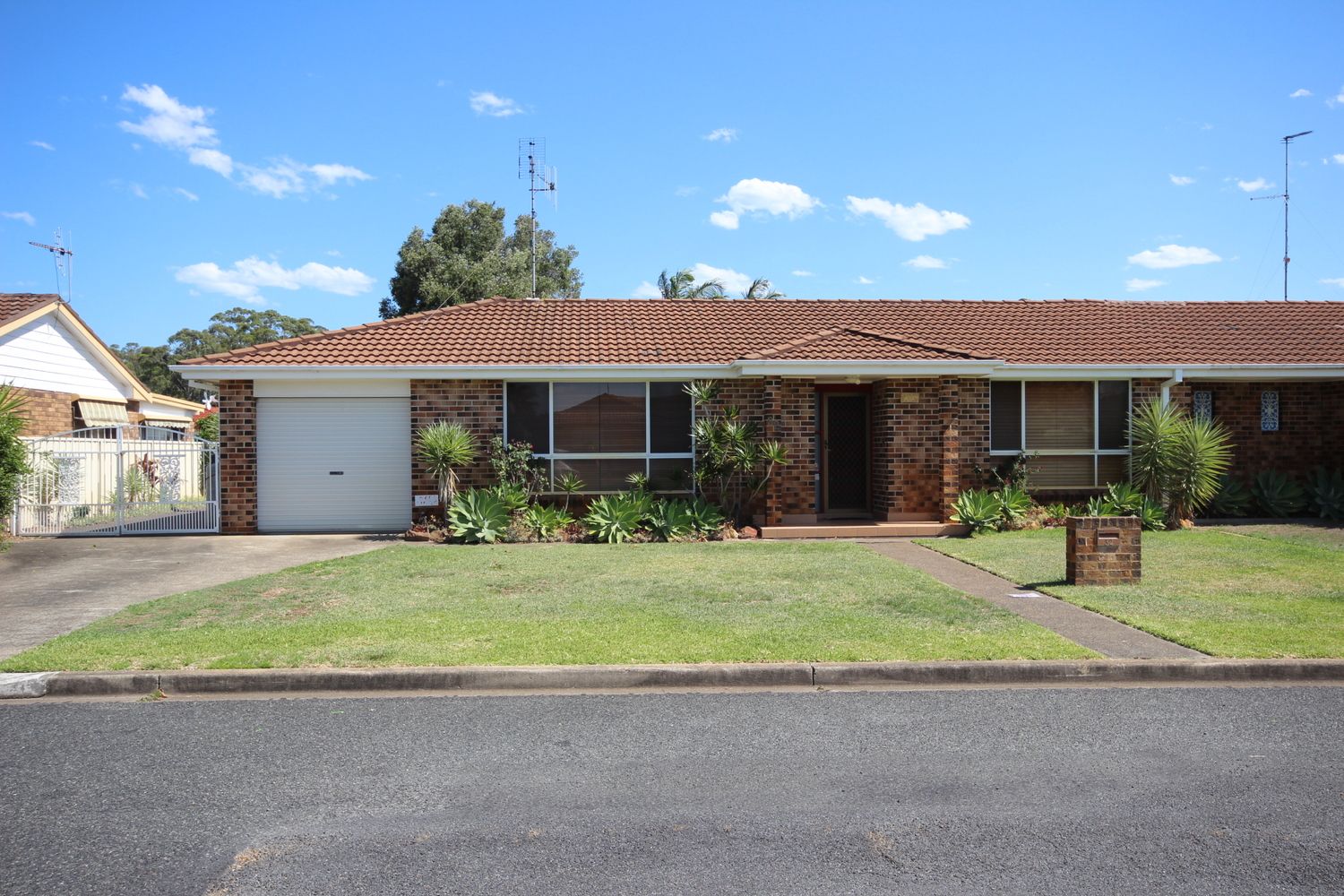 32 Mills Parade, Tuncurry NSW 2428, Image 0