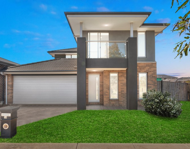 10 Parklea Way, Thornhill Park VIC 3335