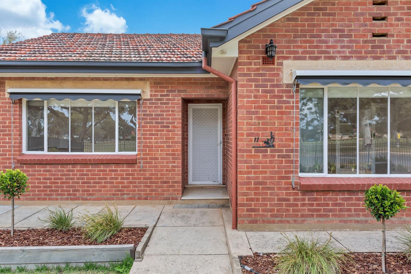 11 Beverley Street, Clovelly Park SA 5042, Image 2