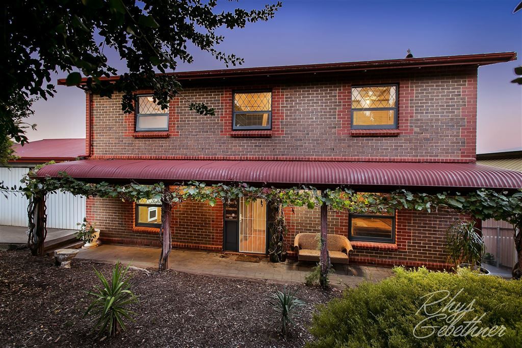 9 Royston Crescent, Seacombe Heights SA 5047, Image 2