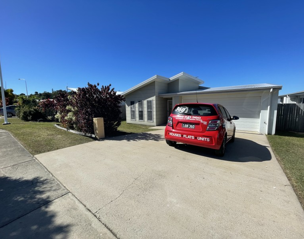 30 Phoenix Crescent, Rural View QLD 4740