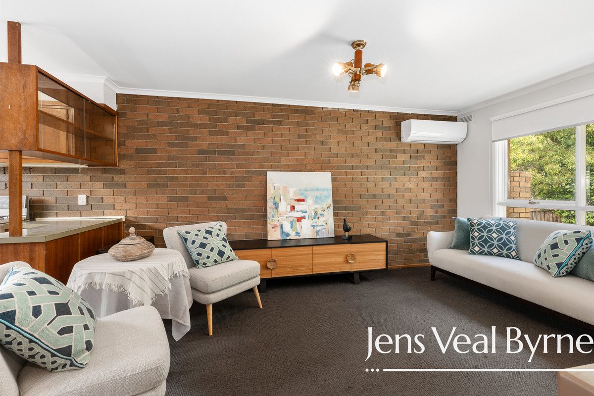 2/313 Tinworth Avenue, Mount Clear VIC 3350