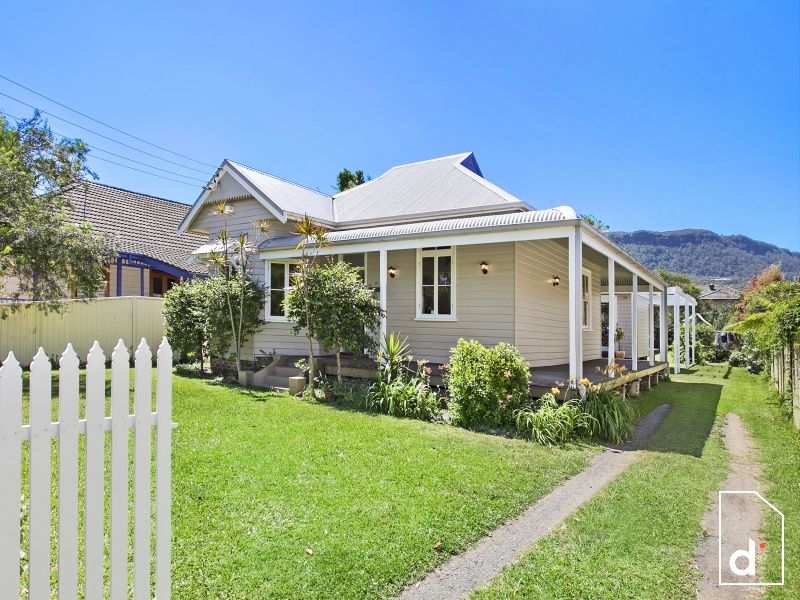 3 bedrooms House in 13 Station Street THIRROUL NSW, 2515