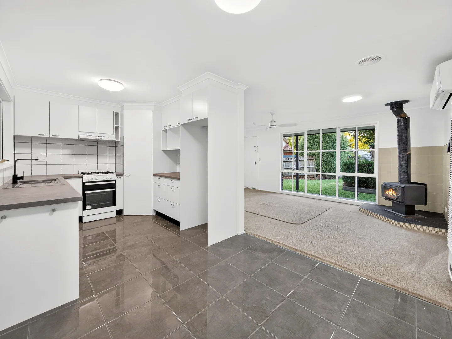 Additional image 8 of 2 Bastow Close, Pakenham VIC 3810