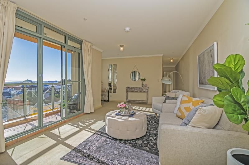 507/26 Pacific Street, Newcastle NSW 2300, Image 2