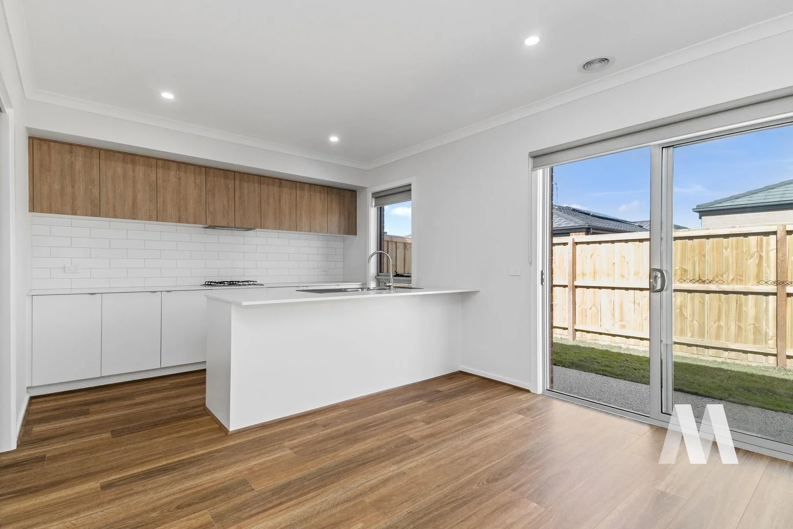 16 Petunia Cres, Armstrong Creek VIC 3217