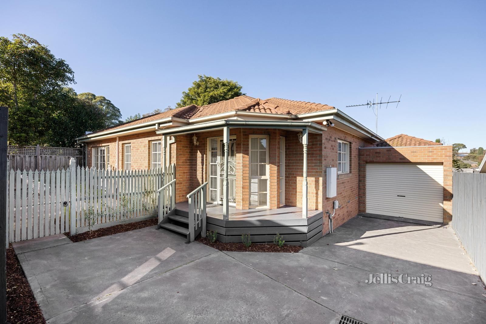 2/2 Hurter Street, Blackburn South VIC 3130, Image 0