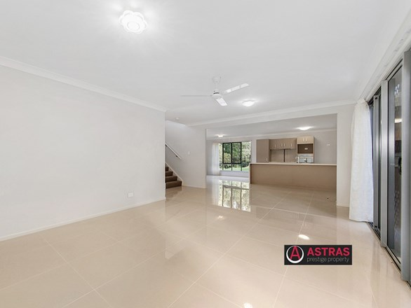 34 Viscount Drive, Tallai QLD 4213