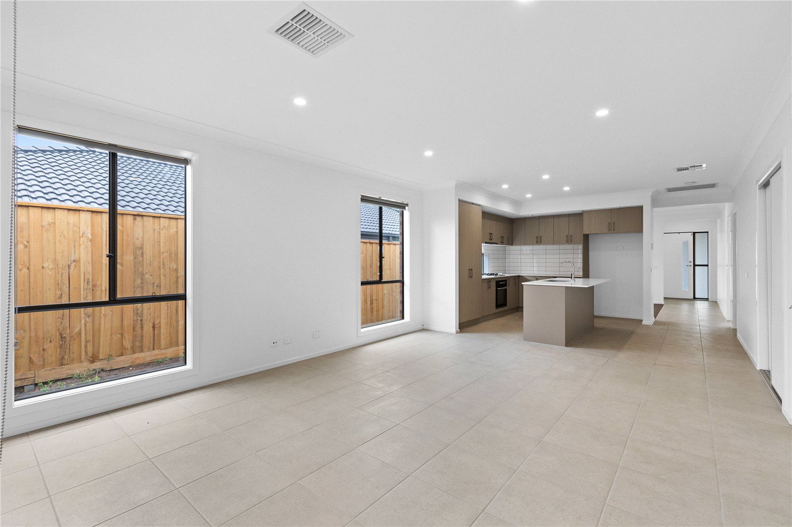 10 Royal Spoonbill Loop, Wallan VIC 3756 House For Rent 450 Domain