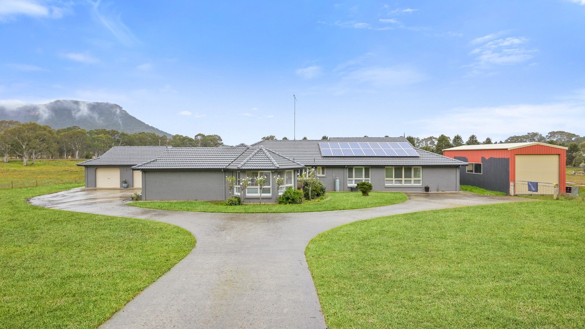 4 bedrooms Rural in 590 Browns Gap Road HARTLEY NSW, 2790