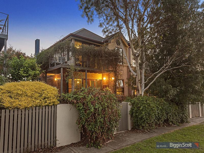 9 Frangipani Lane, MARIBYRNONG VIC 3032, Image 0