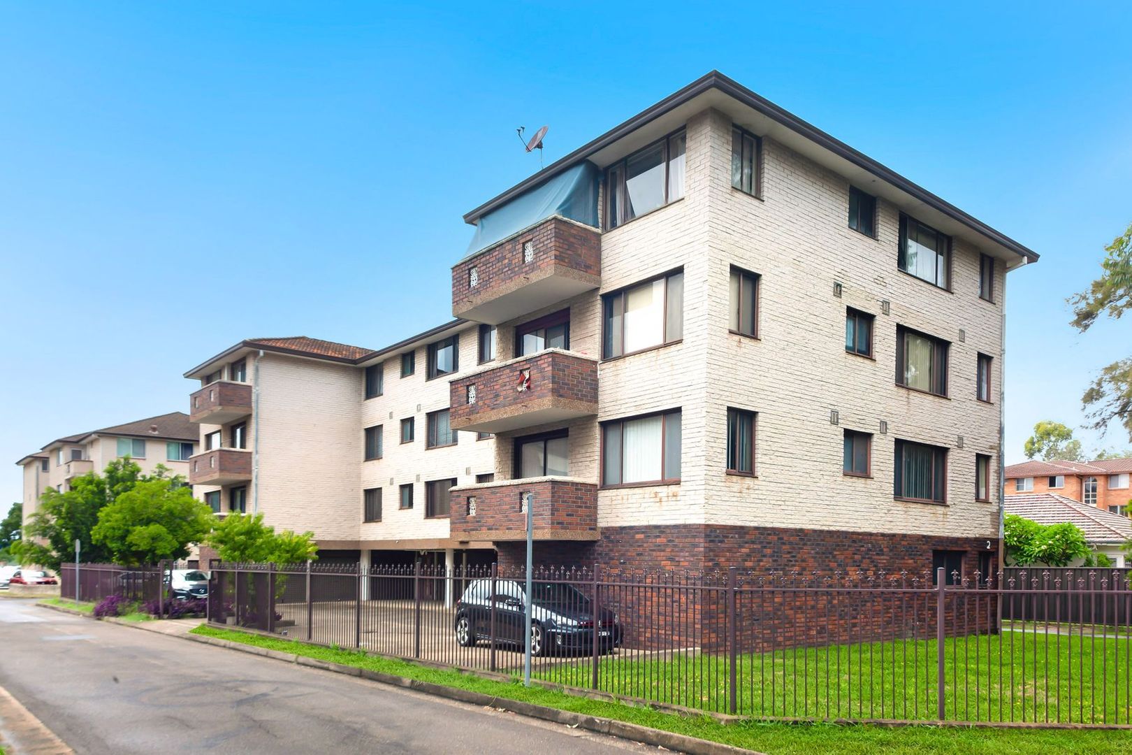 Warwick Farm NSW 2170 2 beds apartment for Sale, Make An Offer