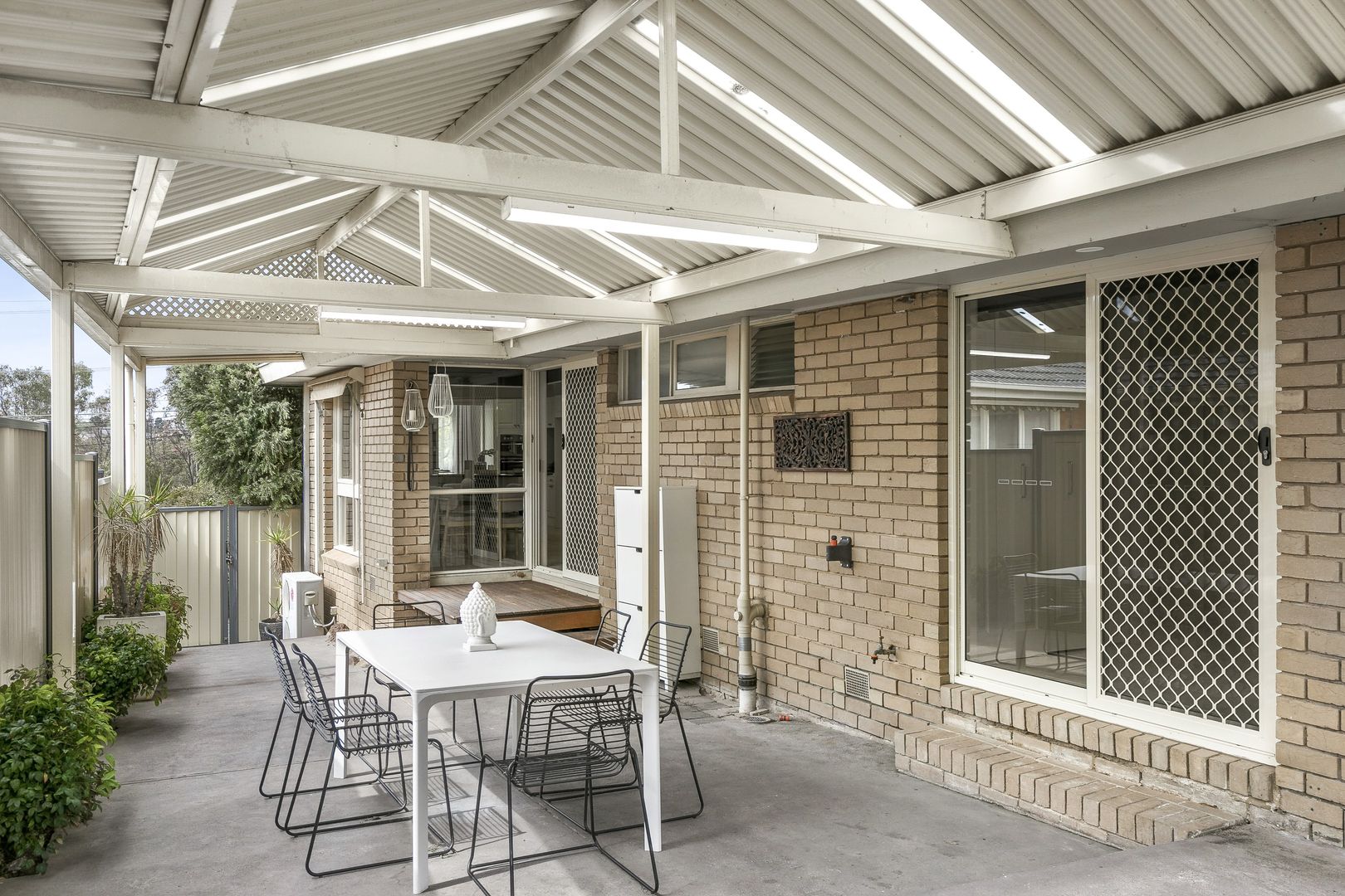 169 St, Strathmore VIC 3041 House For Rent 900 Domain