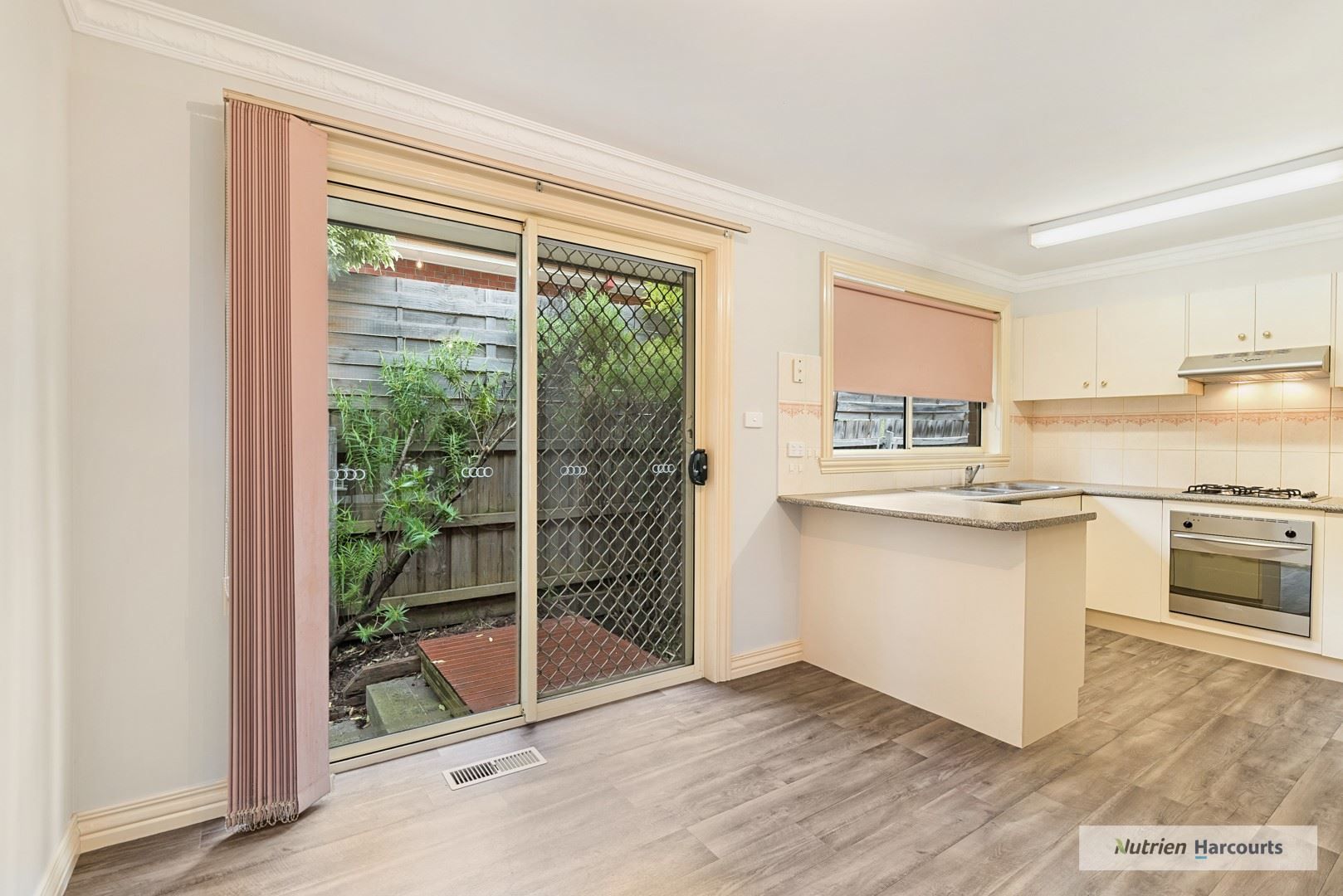 2/37D George Street, Kilmore VIC 3764, Image 2