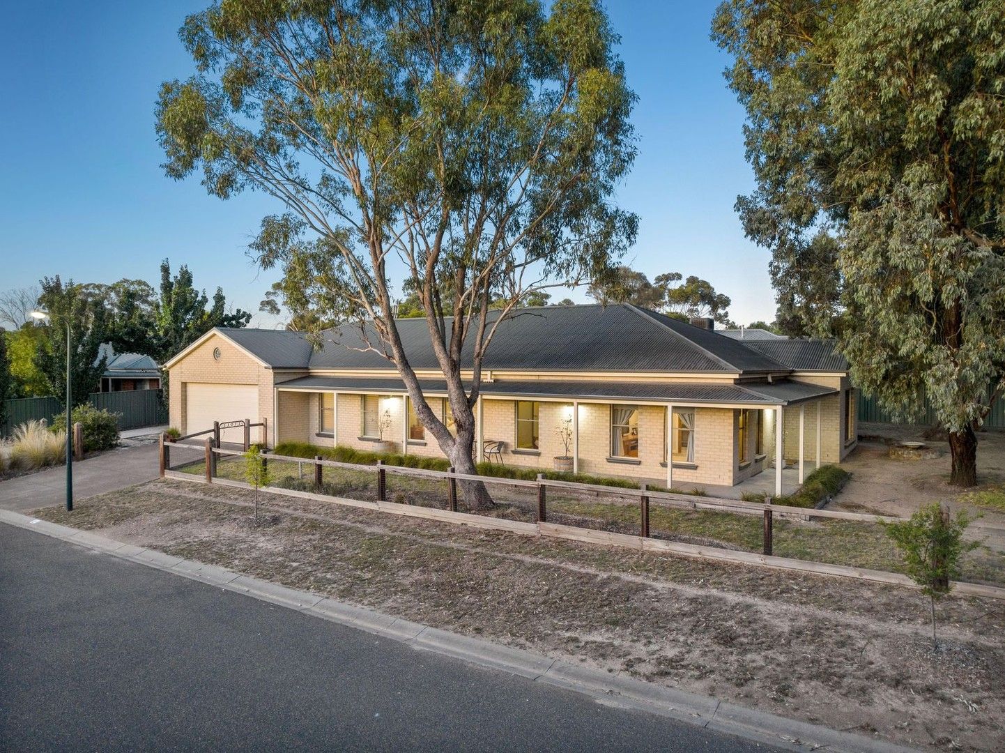 2 Hampshire Place, Strathfieldsaye VIC 3551, Image 0