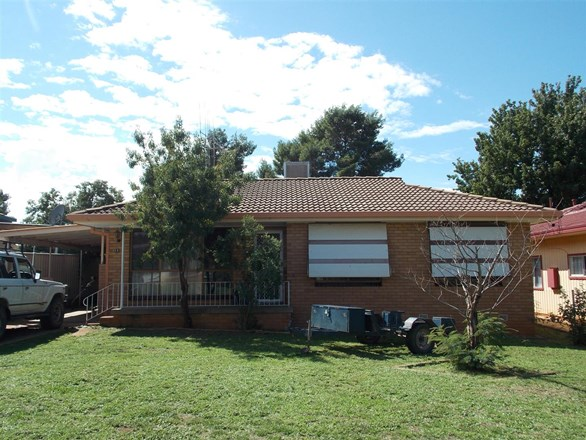 13 Thornbury Street, Parkes NSW 2870