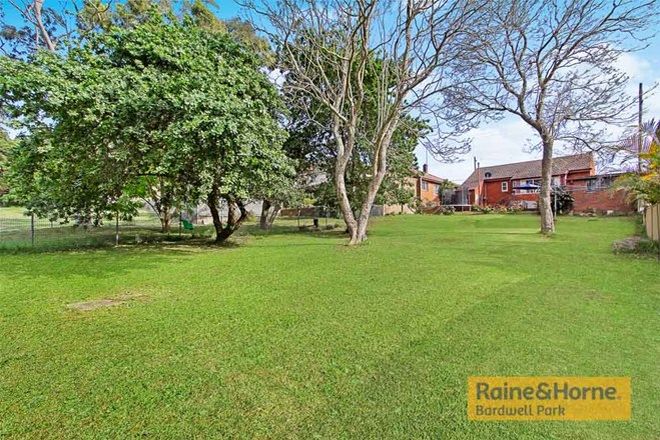 Picture of 32 Bardwell Road, BARDWELL PARK NSW 2207