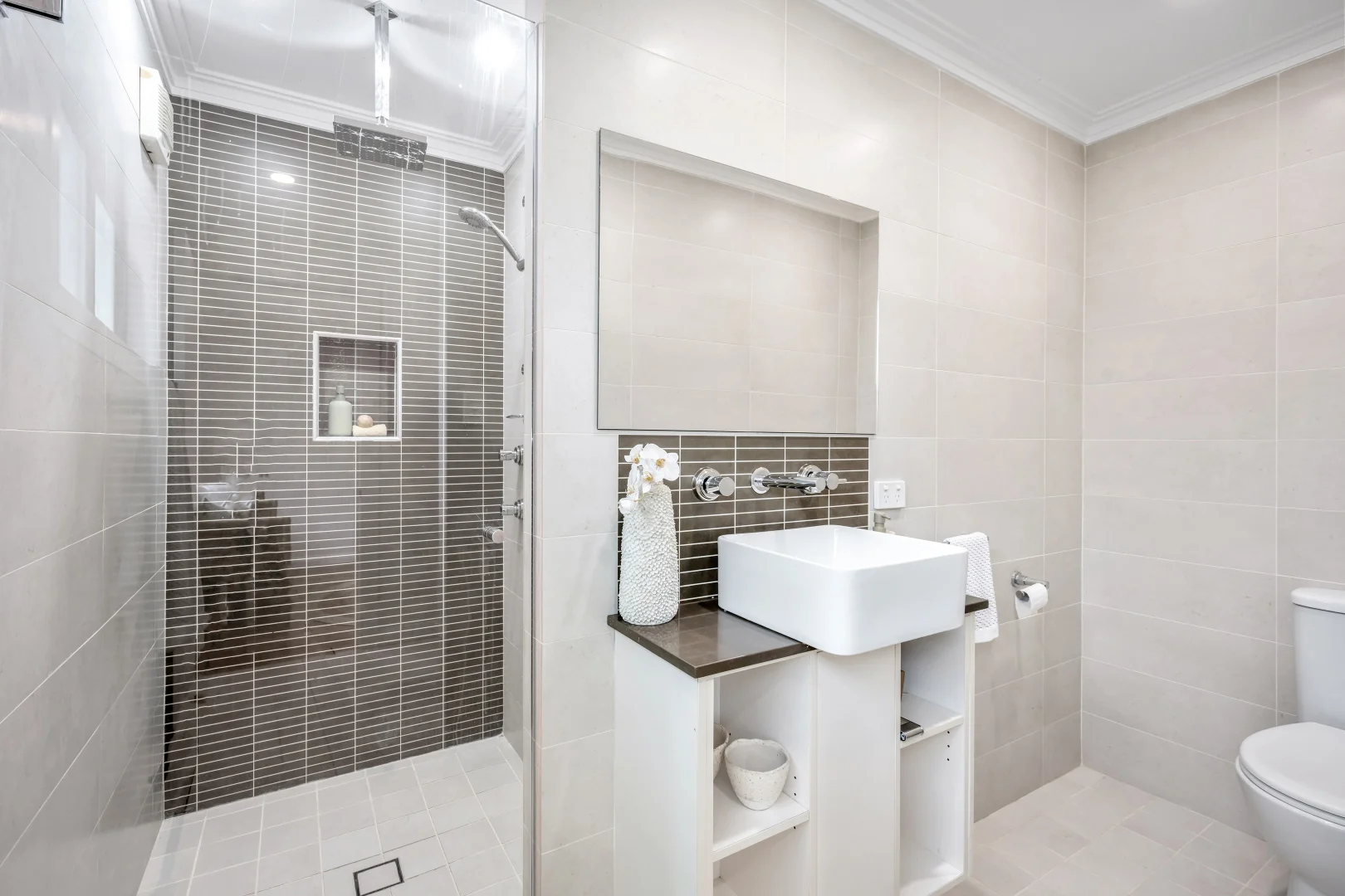 Additional image 21 of 2/8 Bush Street, Norah Head NSW 2263