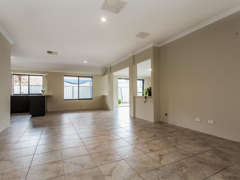 9 Curlewis Drive, Baldivis WA 6171, Image 1