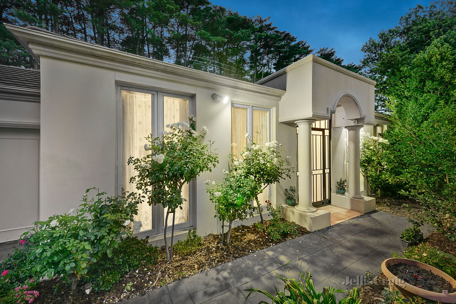 2/91 Essex Road, Surrey Hills VIC 3127, Image 1