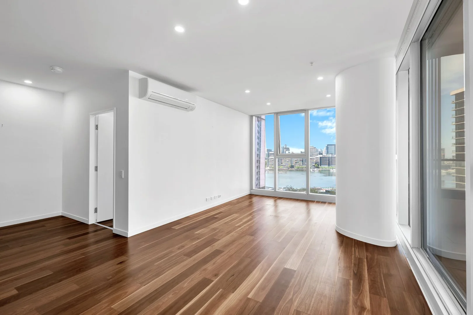 Additional image 3 of N1108/241 Harbour Esplanade, Docklands VIC 3008