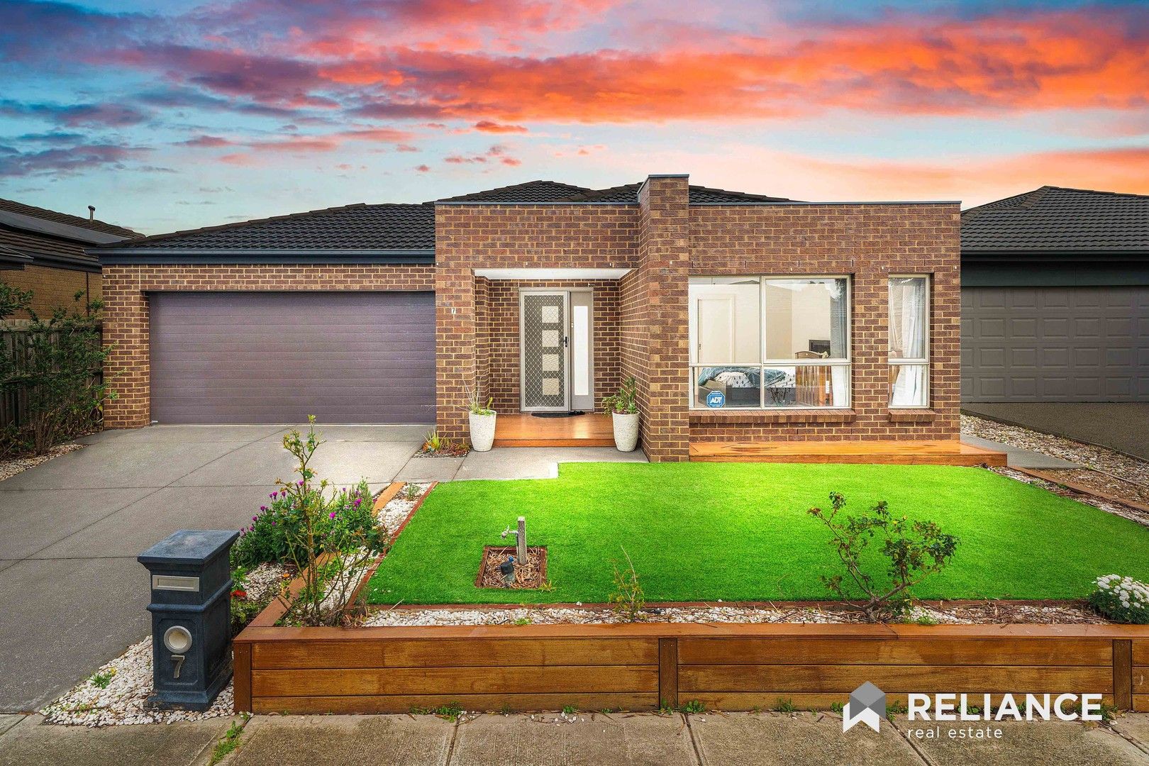 4 bedrooms House in 7 Spinifex Street POINT COOK VIC, 3030