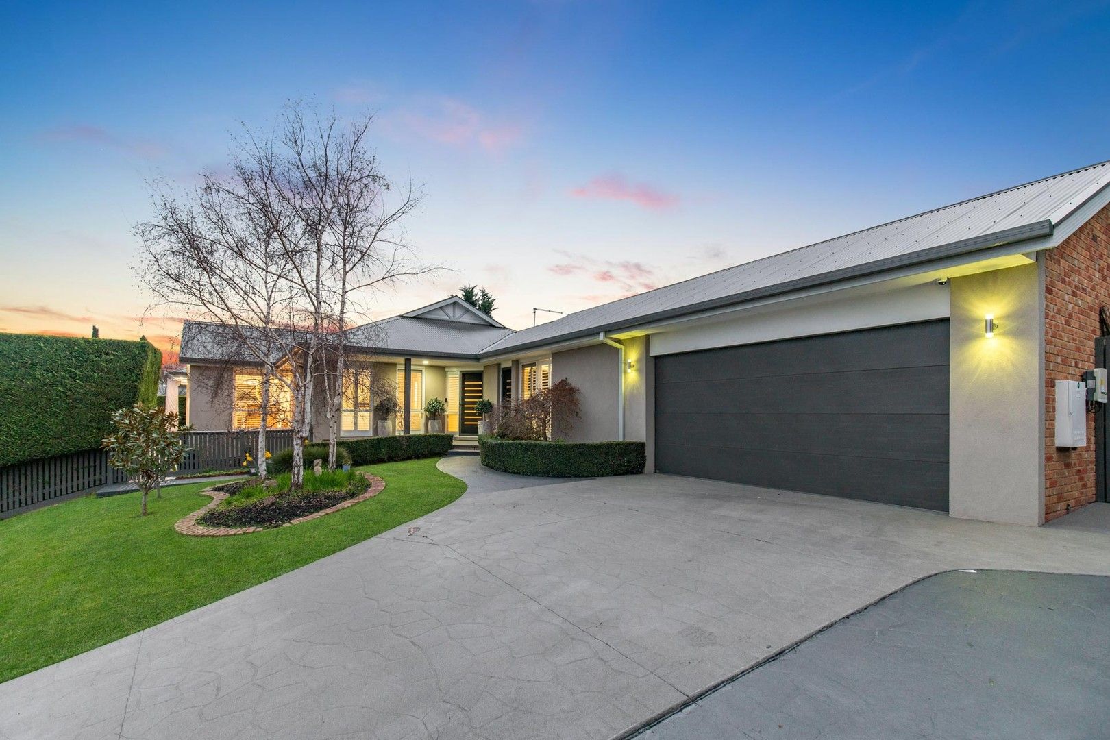 4 bedrooms House in 20 Waltham Drive MORNINGTON VIC, 3931
