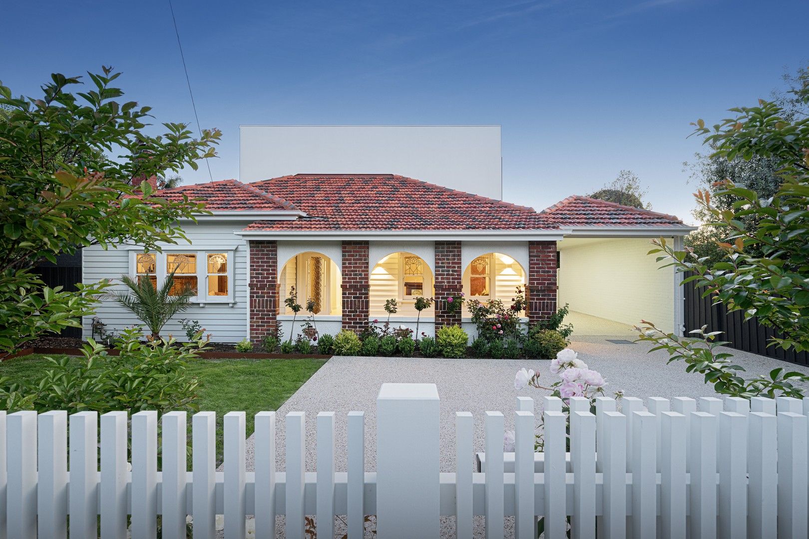 5 bedrooms House in 2 Holloway Road SANDRINGHAM VIC, 3191