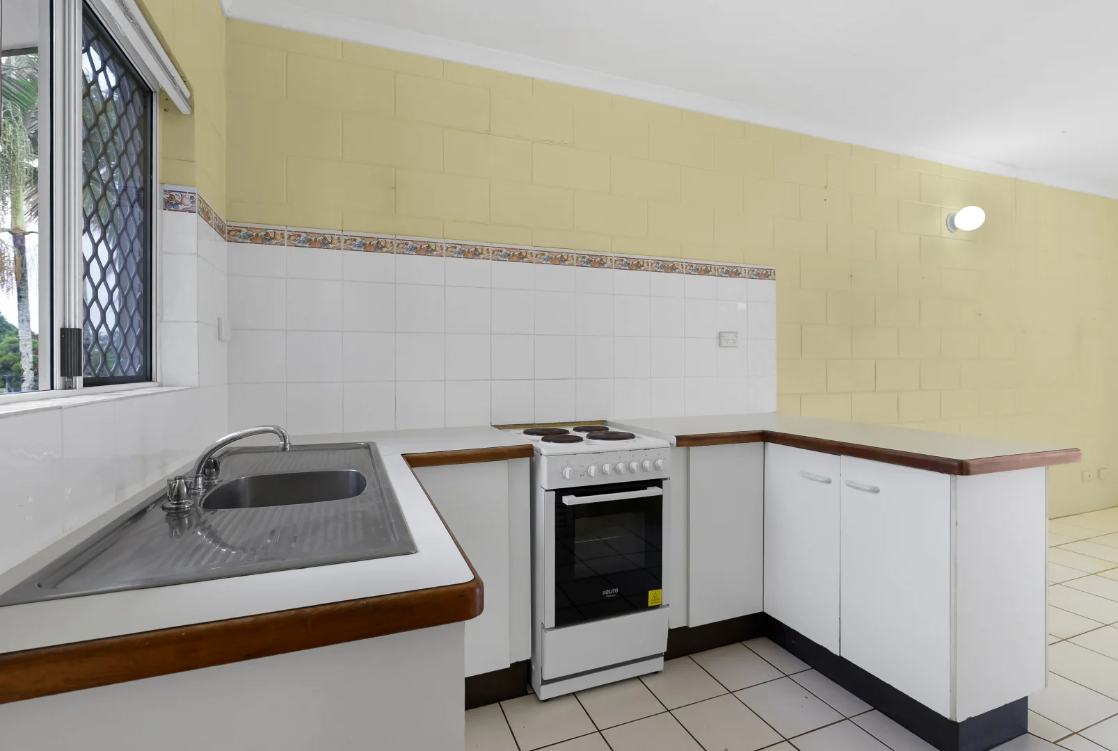 Additional image 6 of 7/2 Mayers Street, Manunda QLD 4870