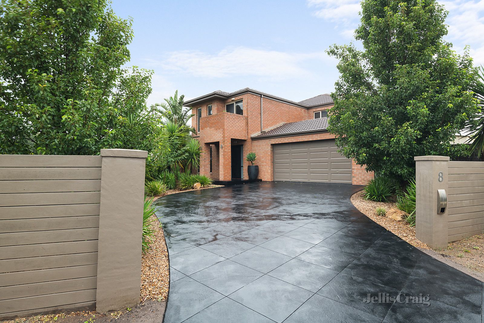 8 Moonah Place, Craigieburn VIC 3064, Image 1