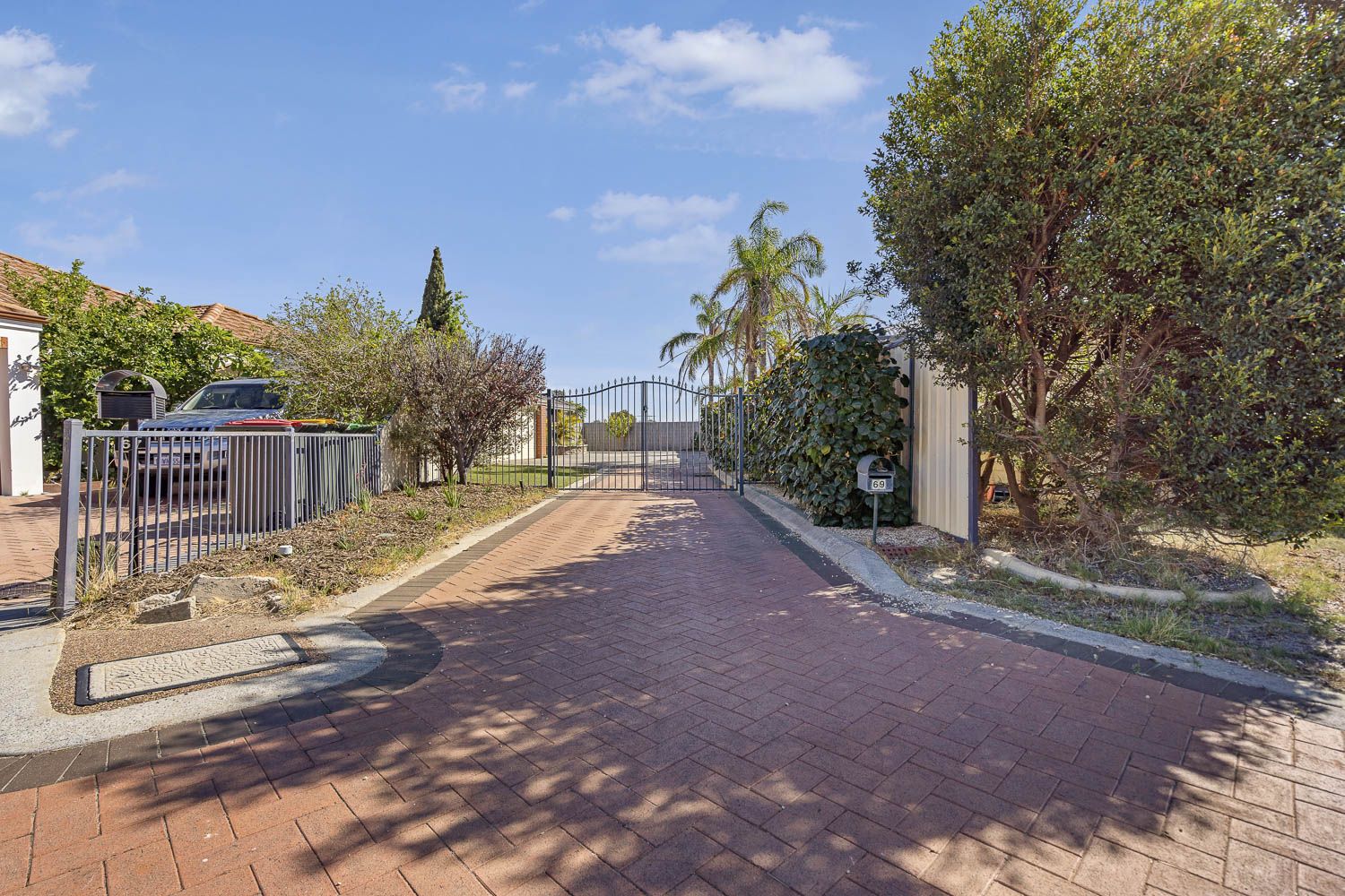 69 Jindare Loop, Carramar WA 6031, Image 1