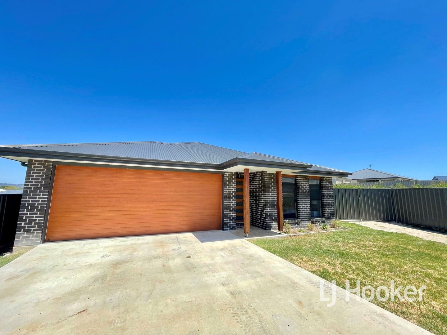 4 bedrooms House in 64 Mather Street INVERELL NSW, 2360