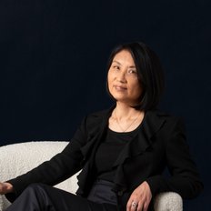 Mandy Zhu, Sales representative