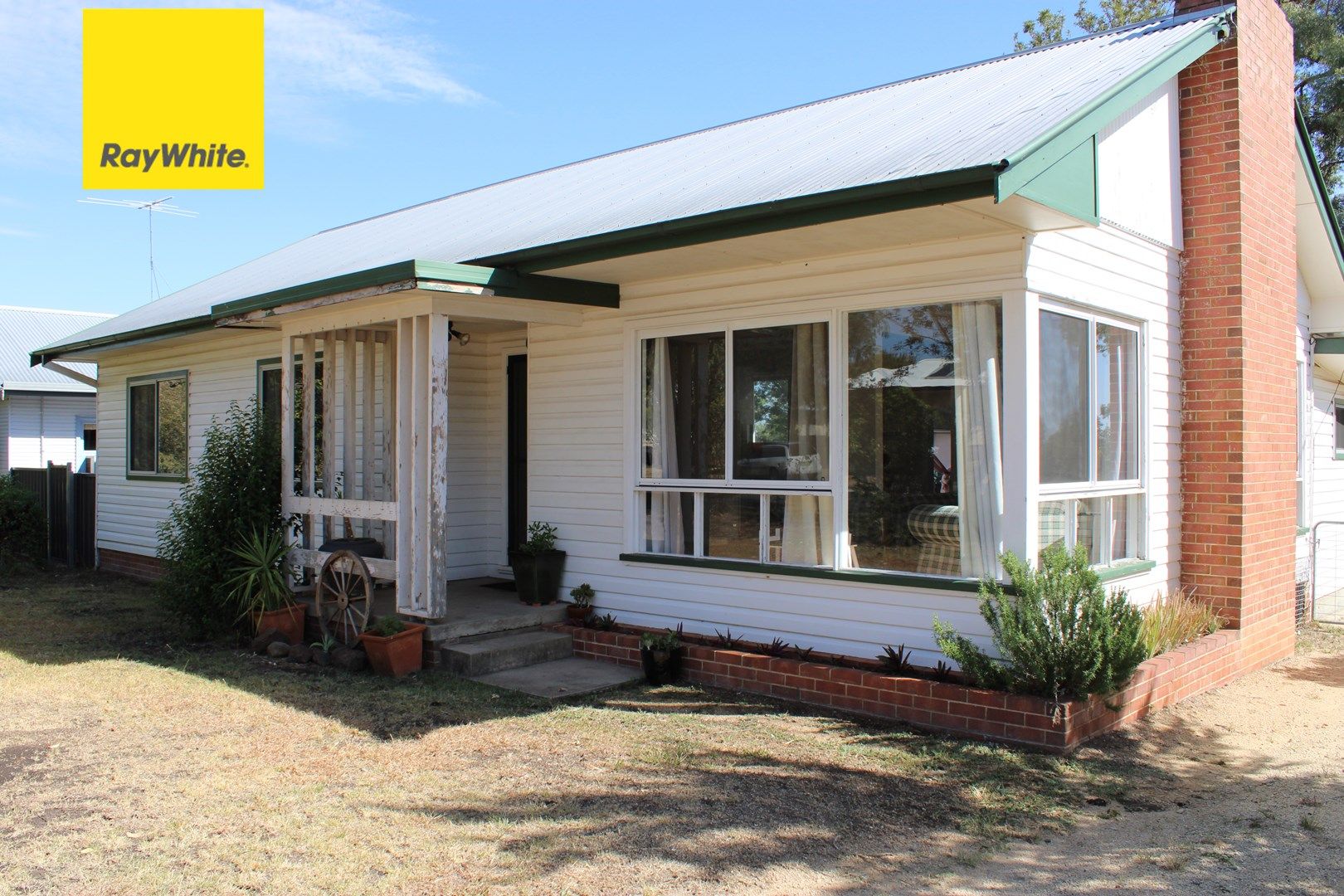 33 Gilchrist Street, Inverell NSW 2360, Image 0